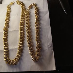 2 gold plated link chain necklaces 24 in and 20 in